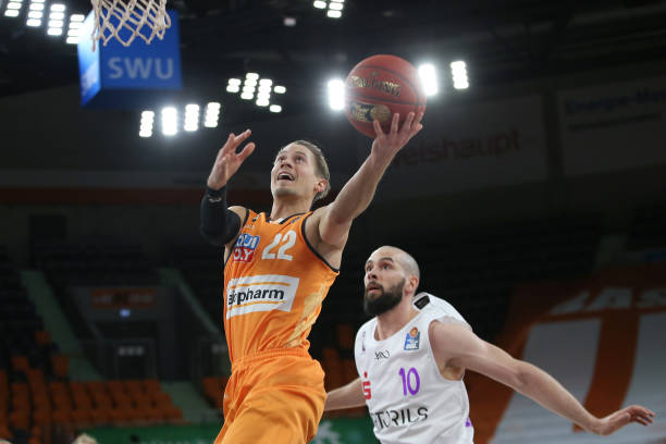 更是涵盖 更是涵盖