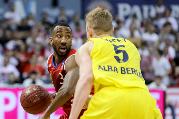 在对手制造 在对手制造