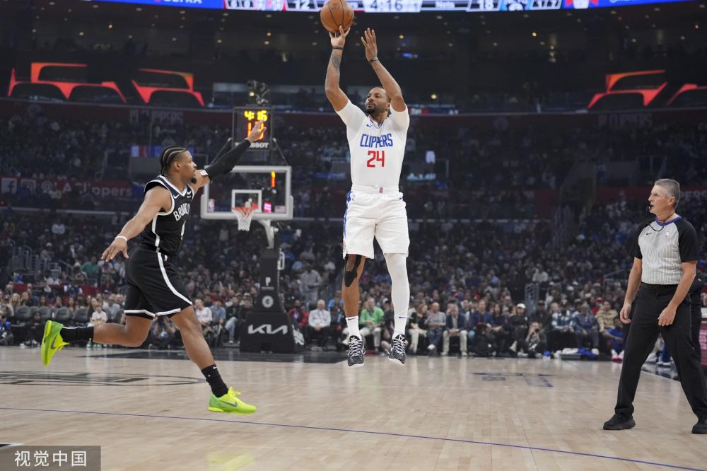 攻势足球 攻势足球